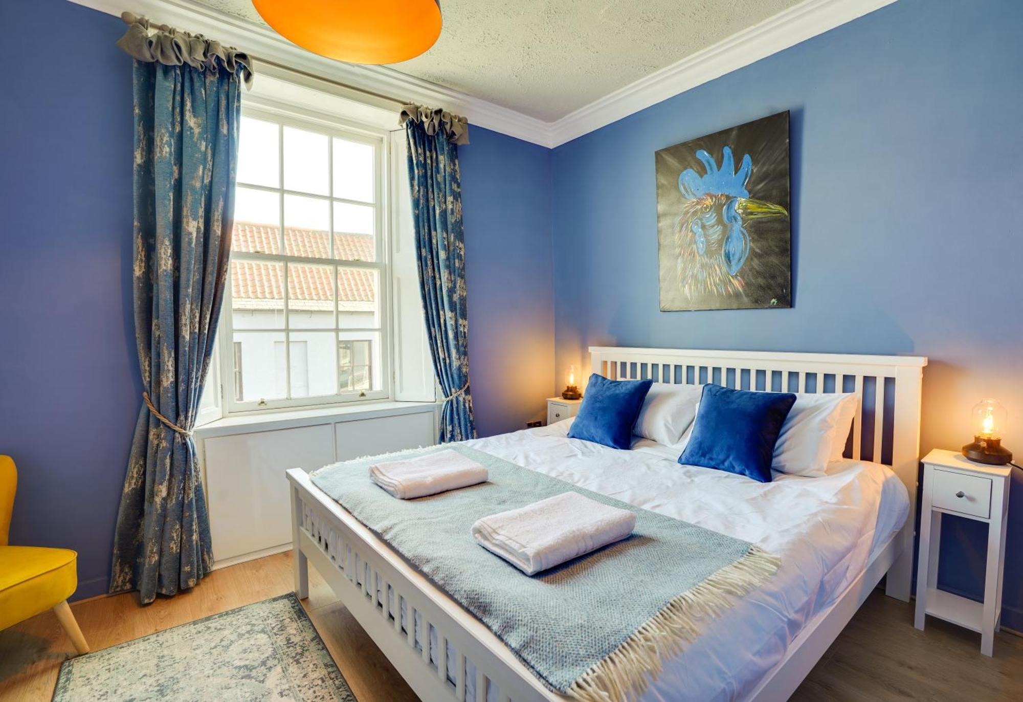 Apartment Little Edge: Bright And Modern