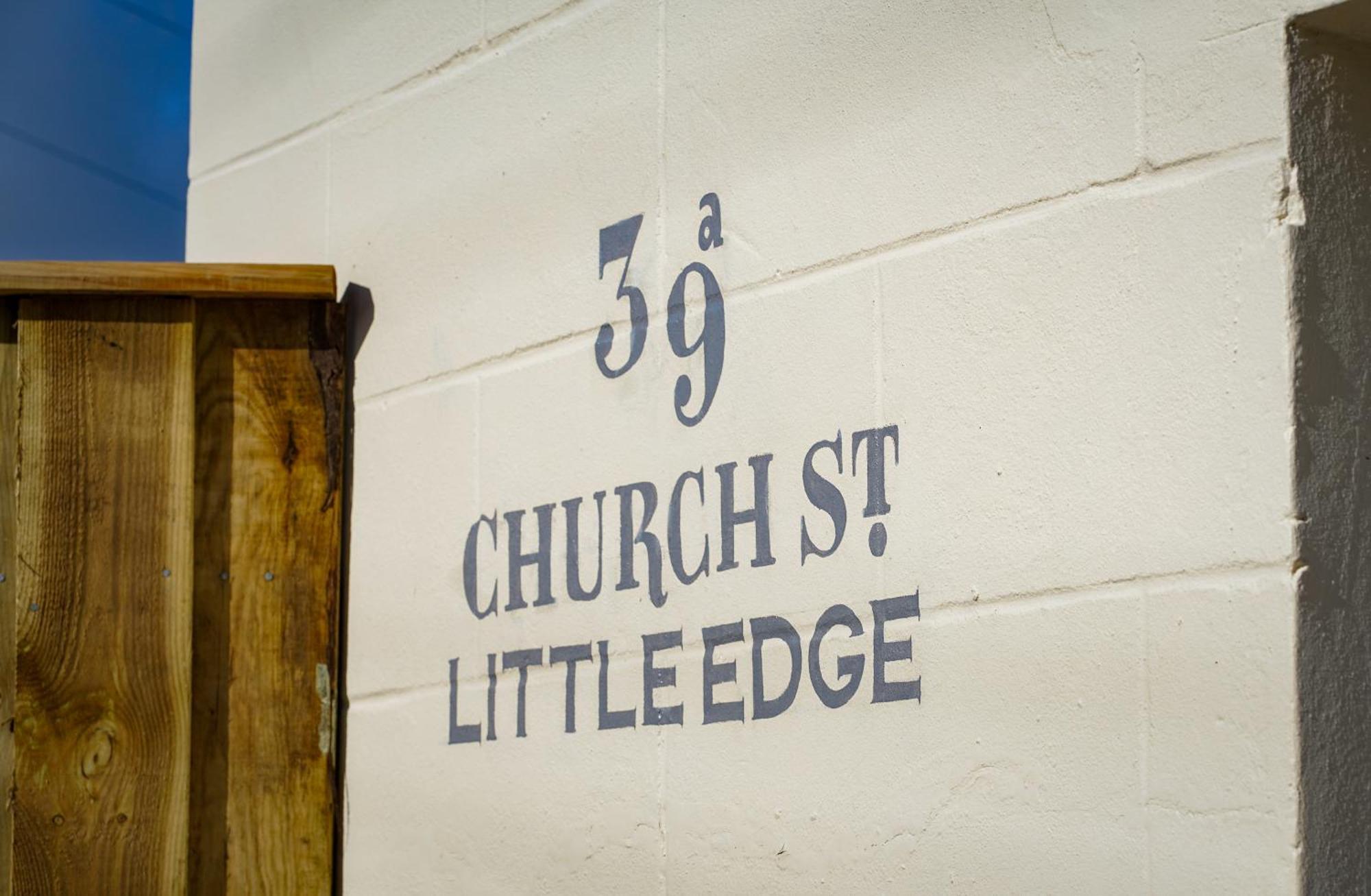 Little Edge: Bright And Modern